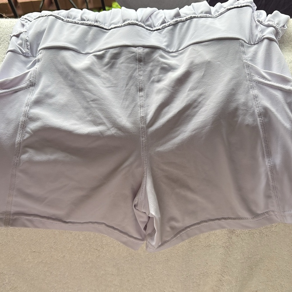 Goldhinge White Size Small Tinnis Skort. - Picture 5 of 5